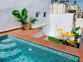 Tu casa con piscina privada en el centro, Seville
